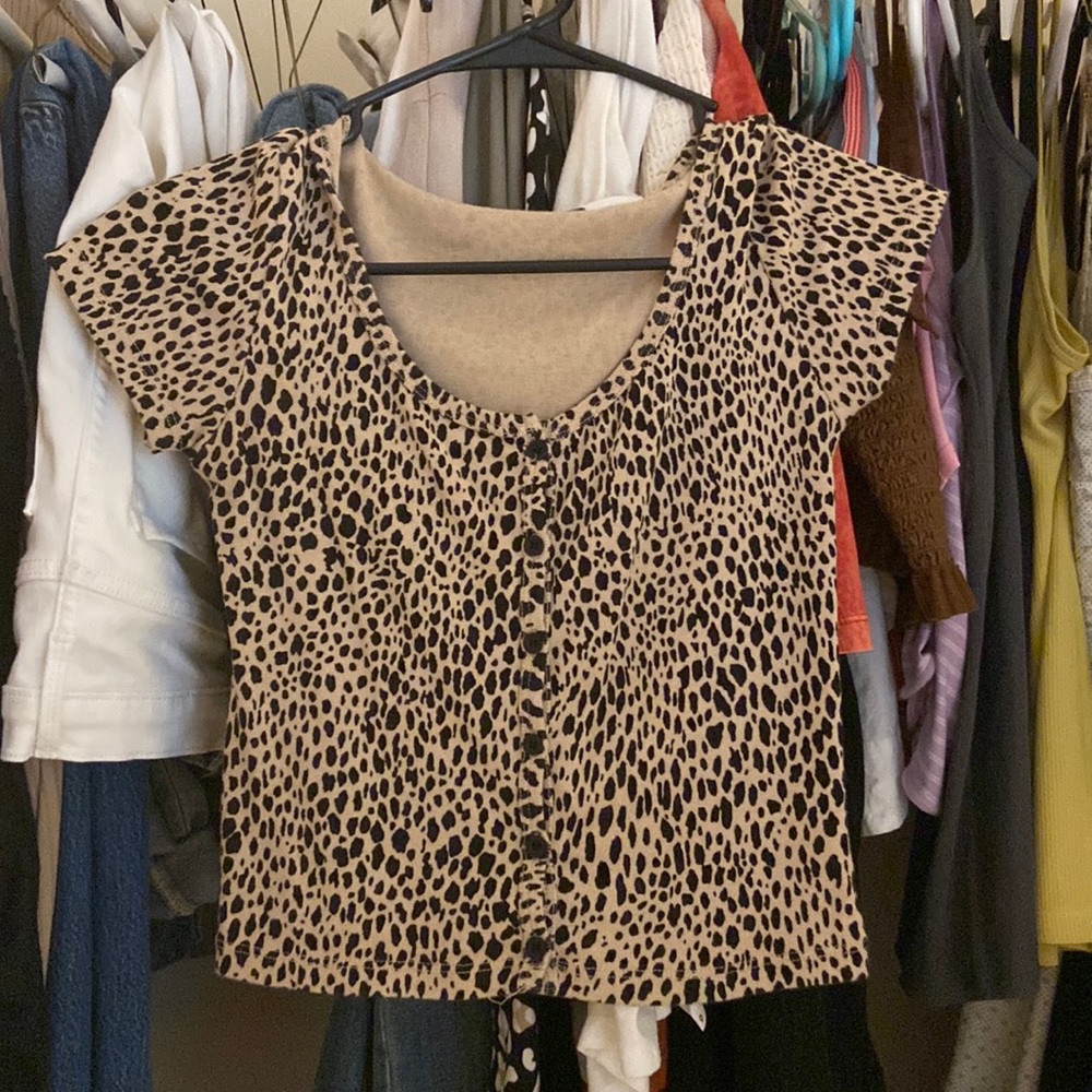 Brandy Melville shirt